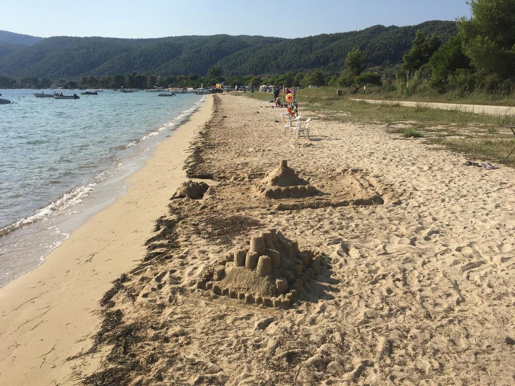 La Maison Des Vacances Vourvourou Esterno foto