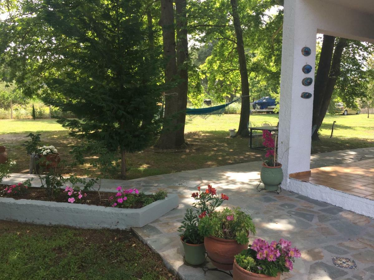 La Maison Des Vacances Vourvourou Esterno foto