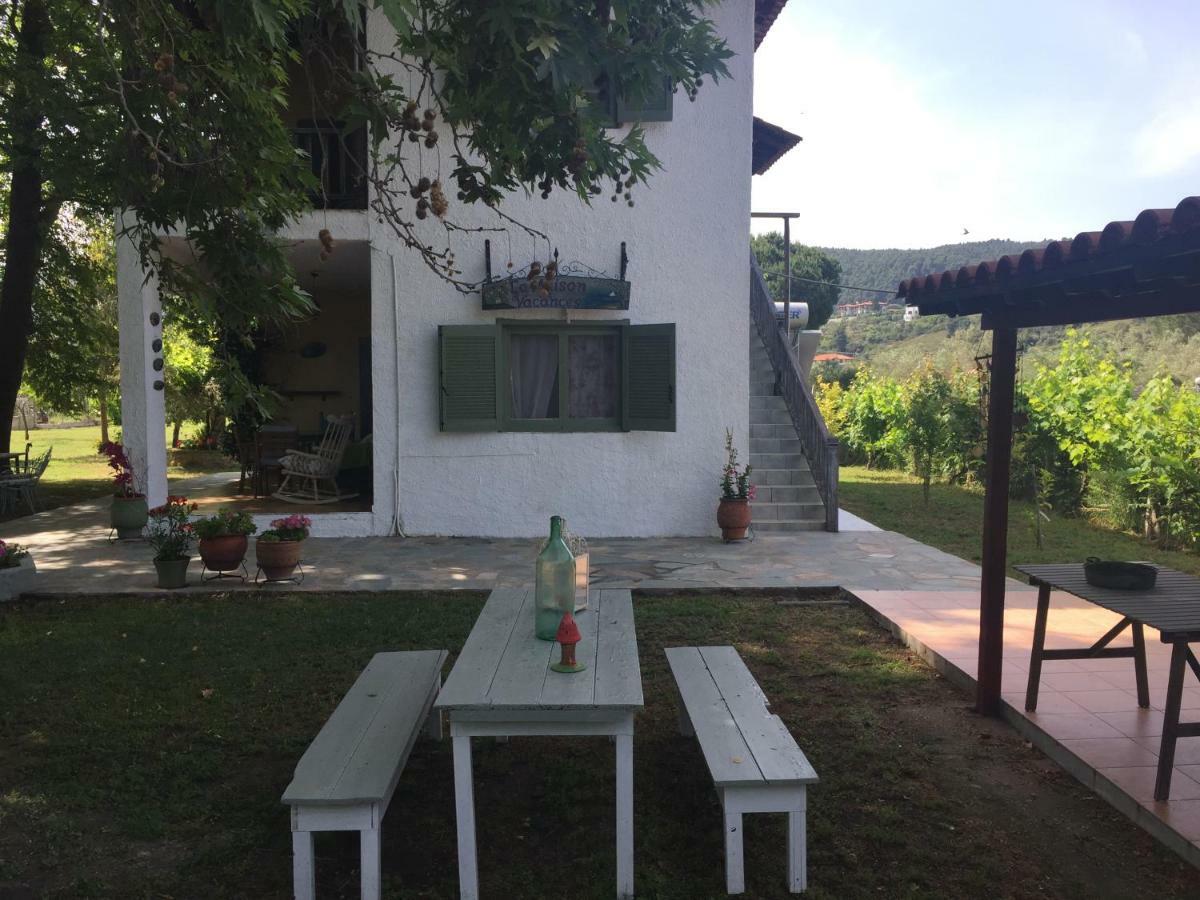 La Maison Des Vacances Vourvourou Esterno foto